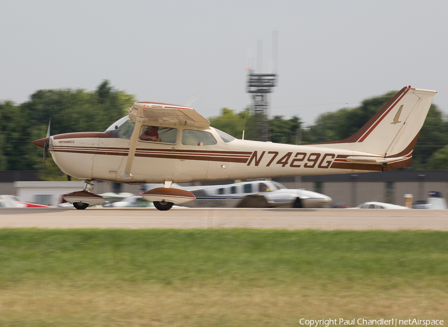 (Private) Cessna 172K Skyhawk (N7429G) | Photo 95667