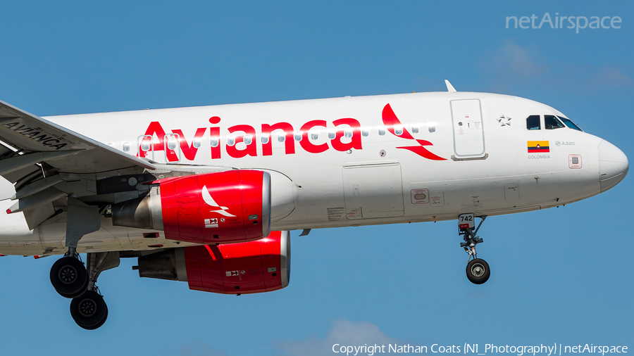 Avianca Airbus A320-214 (N742AV) | Photo 145728