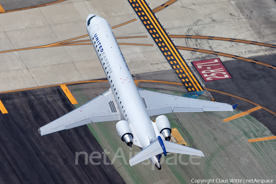 United Express (SkyWest Airlines) Bombardier CRJ-701ER (N742SK) | Photo 338036