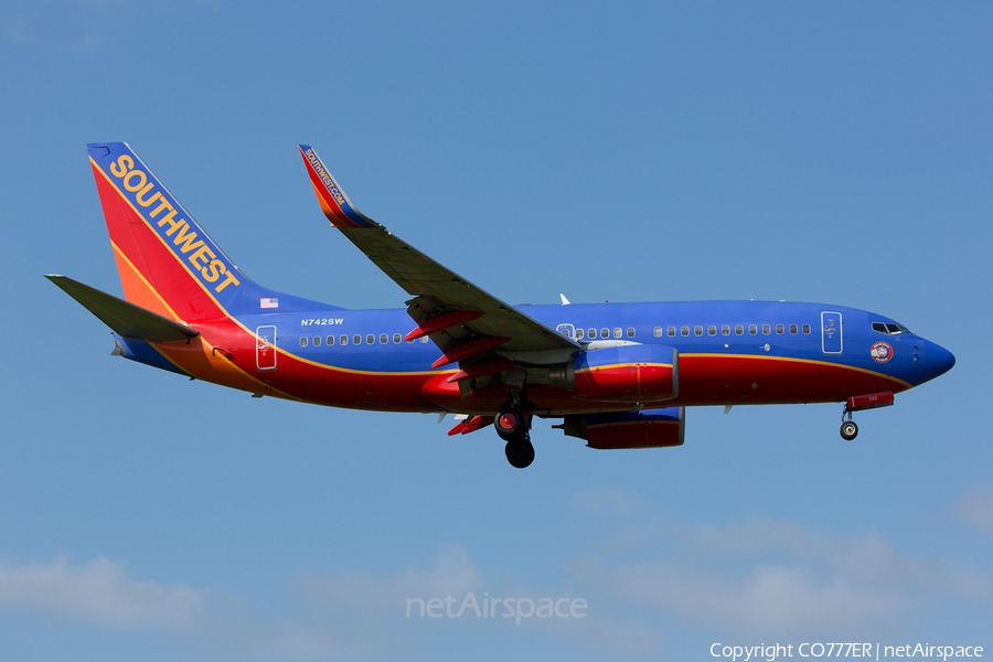 Southwest Airlines Boeing 737-7H4 (N742SW) | Photo 26693