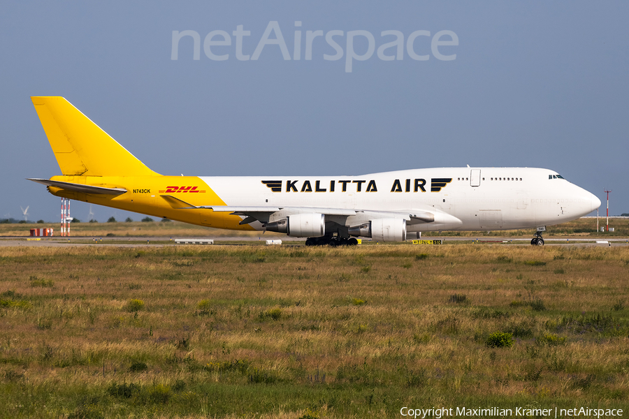 DHL (Kalitta Air) Boeing 747-446(BCF) (N743CK) | Photo 454929