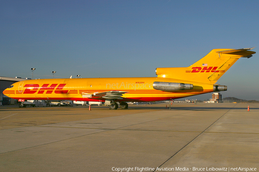 DHL (Astar Air Cargo) Boeing 727-225F(Adv) (N743DH) | Photo 92125