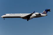 United Express (SkyWest Airlines) Bombardier CRJ-701ER (N743SK) at  Los Angeles - International, United States