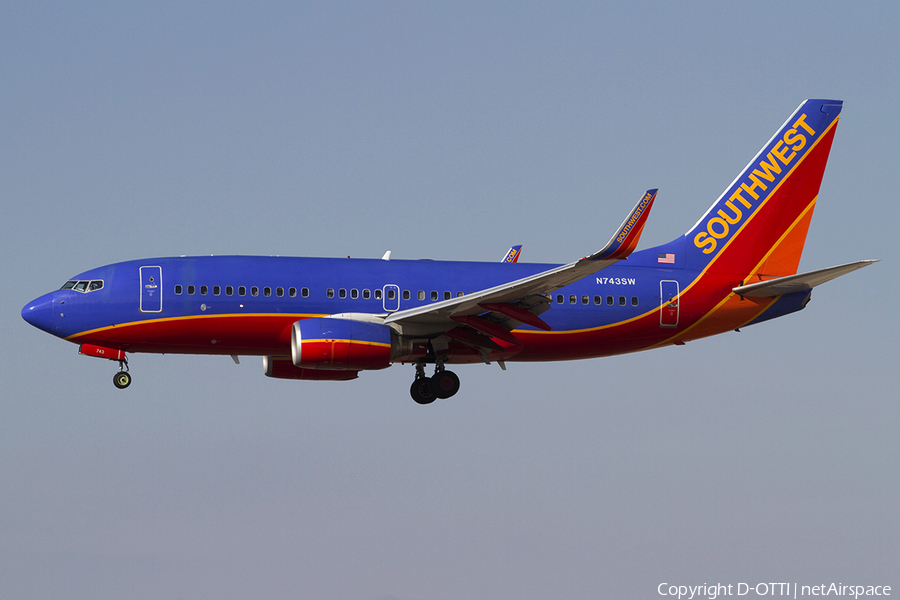 Southwest Airlines Boeing 737-7H4 (N743SW) | Photo 341139