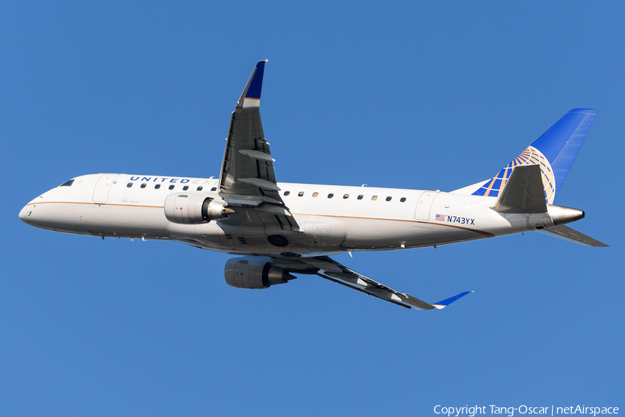 United Express (Republic Airlines) Embraer ERJ-175LR (ERJ-170-200LR) (N743YX) | Photo 469768