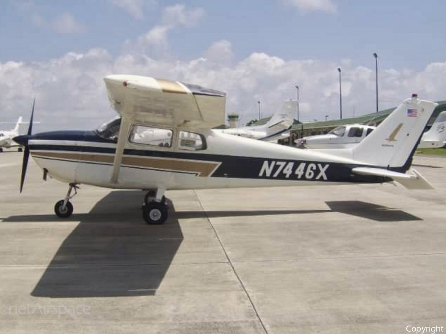 (Private) Cessna 172B Skyhawk (N7446X) | Photo 488150