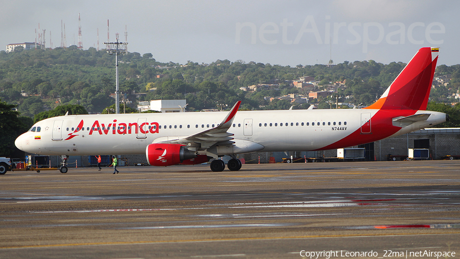 Avianca Airbus A321-211 (N744AV) | Photo 364329