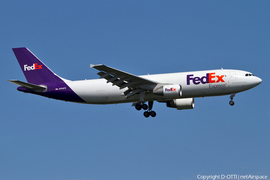 FedEx Airbus A300F4-622R (N744FD) | Photo 364649