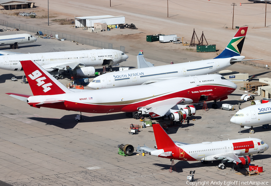 Global SuperTanker Services Boeing 747-446(BCF) (N744ST) | Photo 422430