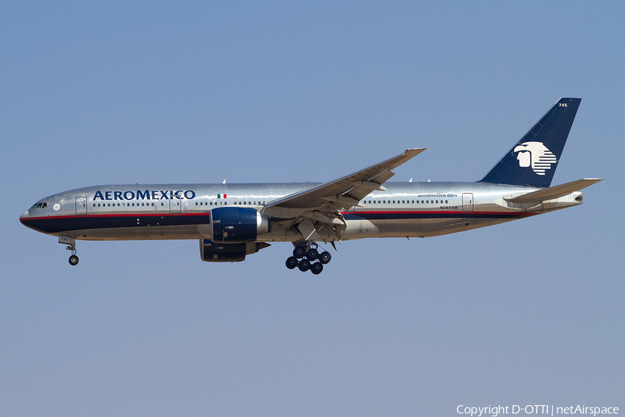 AeroMexico Boeing 777-2Q8(ER) (N745AM) | Photo 370523