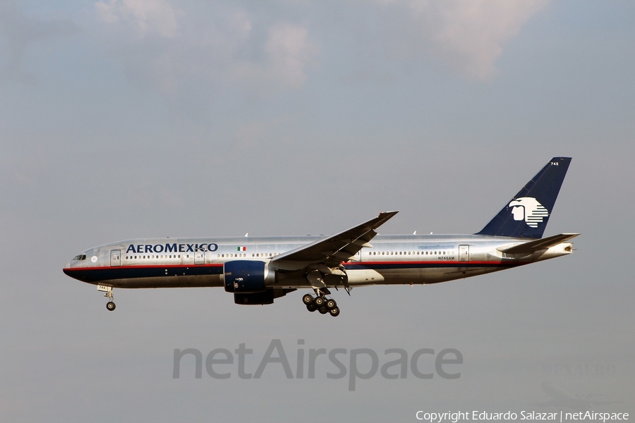 AeroMexico Boeing 777-2Q8(ER) (N745AM) | Photo 90145