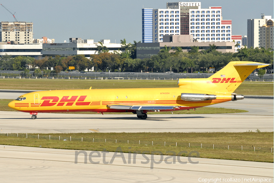 DHL (Astar Air Cargo) Boeing 727-224F(Adv) (N745DH) | Photo 8815