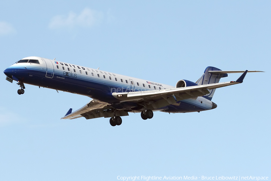 United Express (SkyWest Airlines) Bombardier CRJ-701ER (N745SK) | Photo 151911