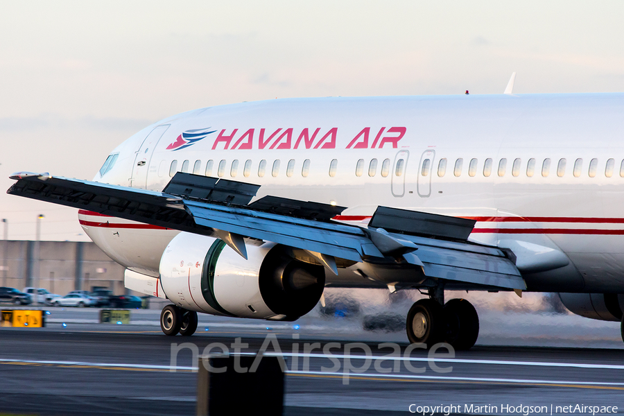 Havana Air Boeing 737-405 (N745VA) | Photo 65615