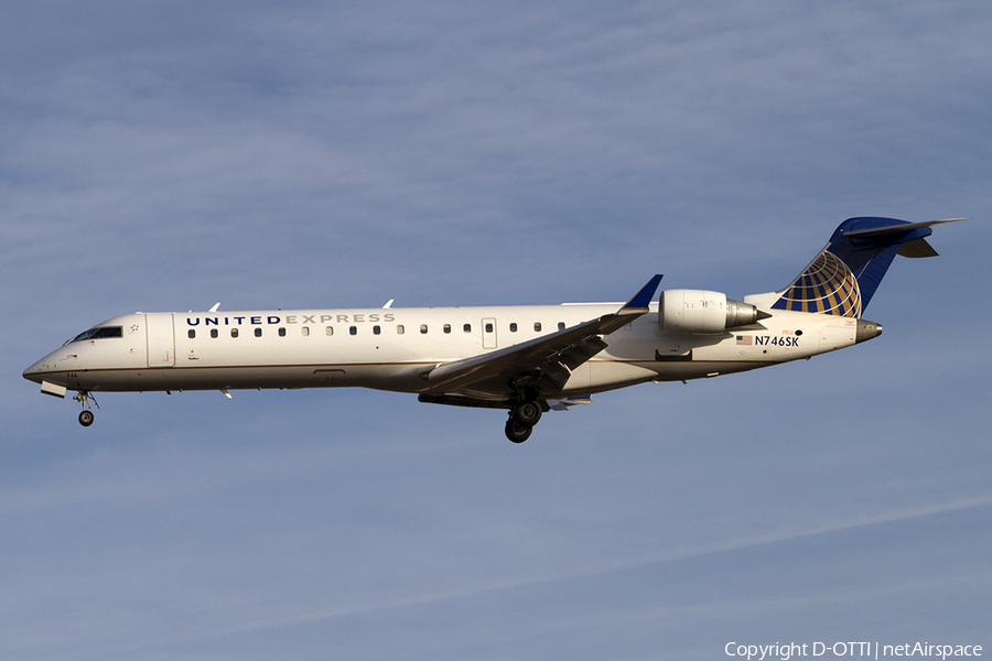 United Express (SkyWest Airlines) Bombardier CRJ-701ER (N746SK) | Photo 468968