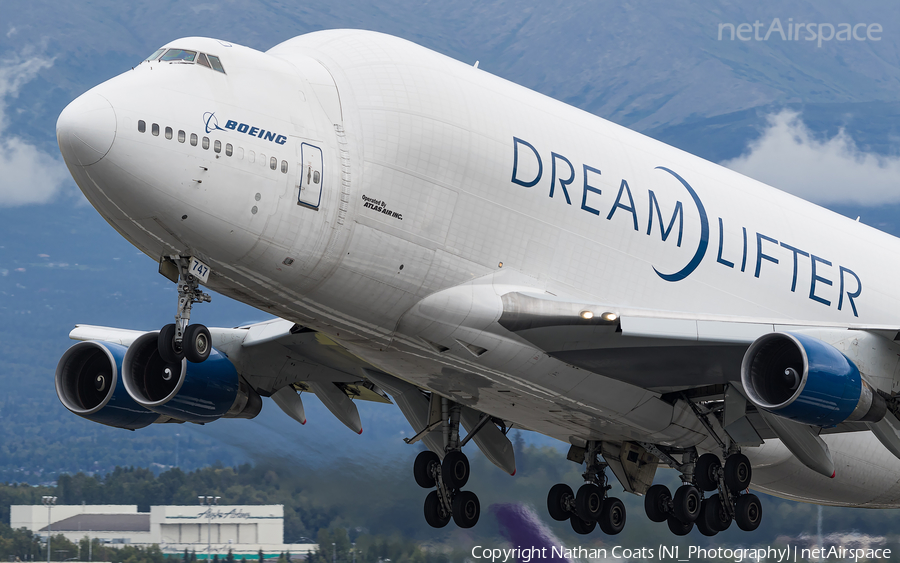 Boeing Company Boeing 747-4J6(LCF) Dreamlifter (N747BC) | Photo 143776