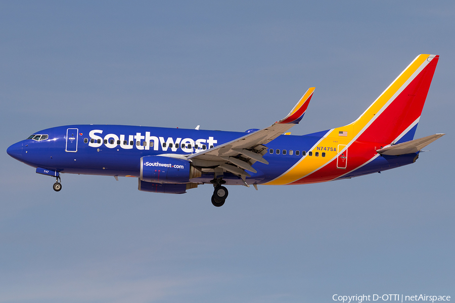 Southwest Airlines Boeing 737-7H4 (N747SA) | Photo 196935