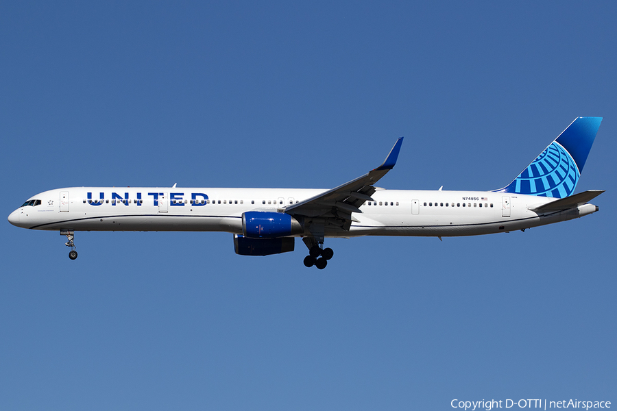 United Airlines Boeing 757-324 (N74856) | Photo 539937