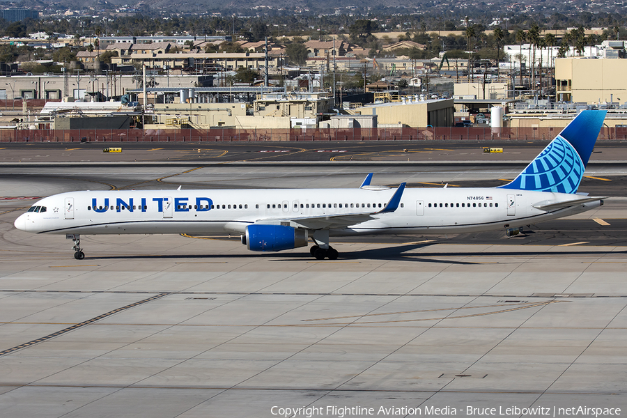United Airlines Boeing 757-324 (N74856) | Photo 604649