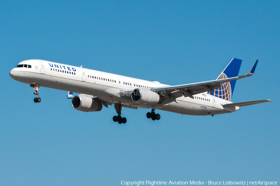 United Airlines Boeing 757-324 (N74856) | Photo 80754