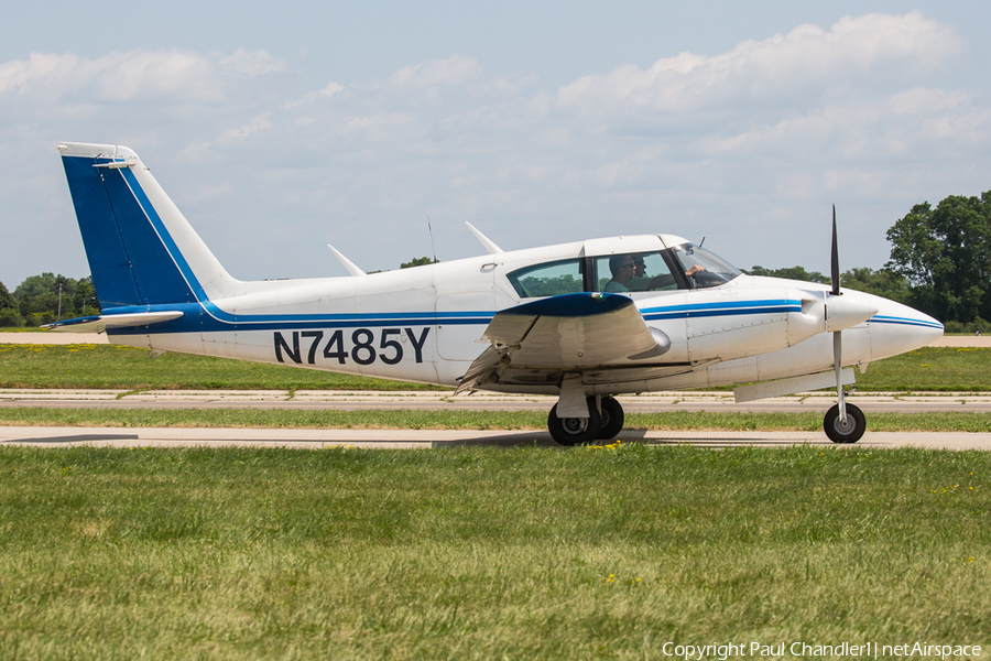 (Private) Piper PA-30-160 Twin Comanche B (N7485Y) | Photo 391423