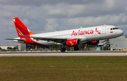 Avianca Airbus A320-214 (N748AV) at  Miami - International, United States