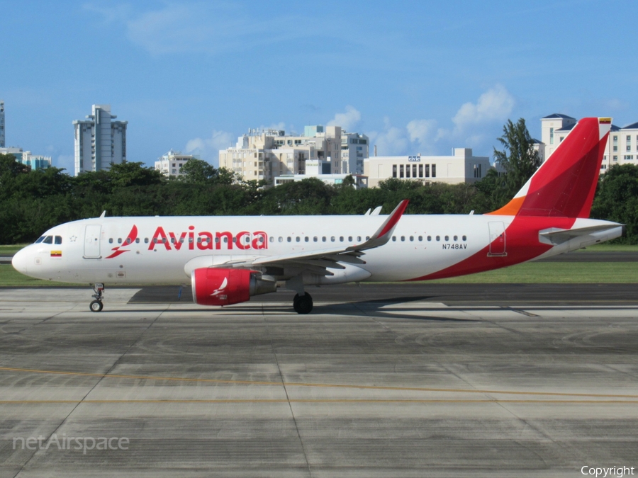 Avianca Airbus A320-214 (N748AV) | Photo 510477