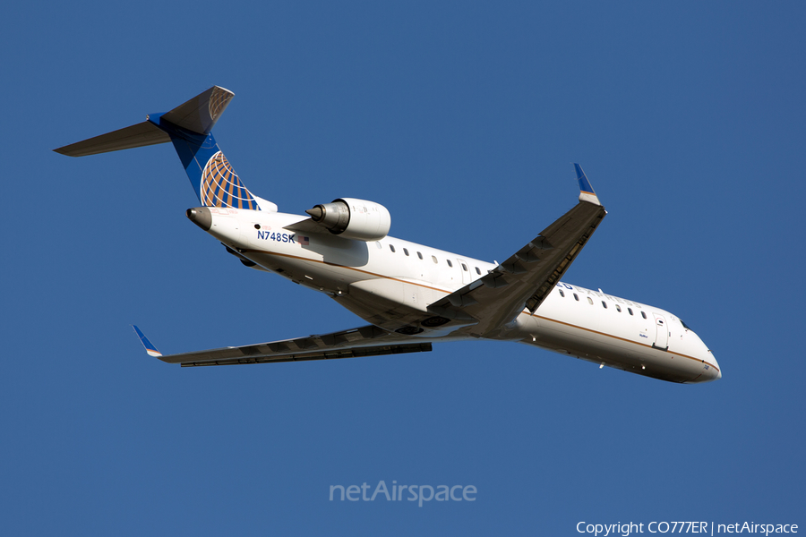United Express (SkyWest Airlines) Bombardier CRJ-701ER (N748SK) | Photo 104678