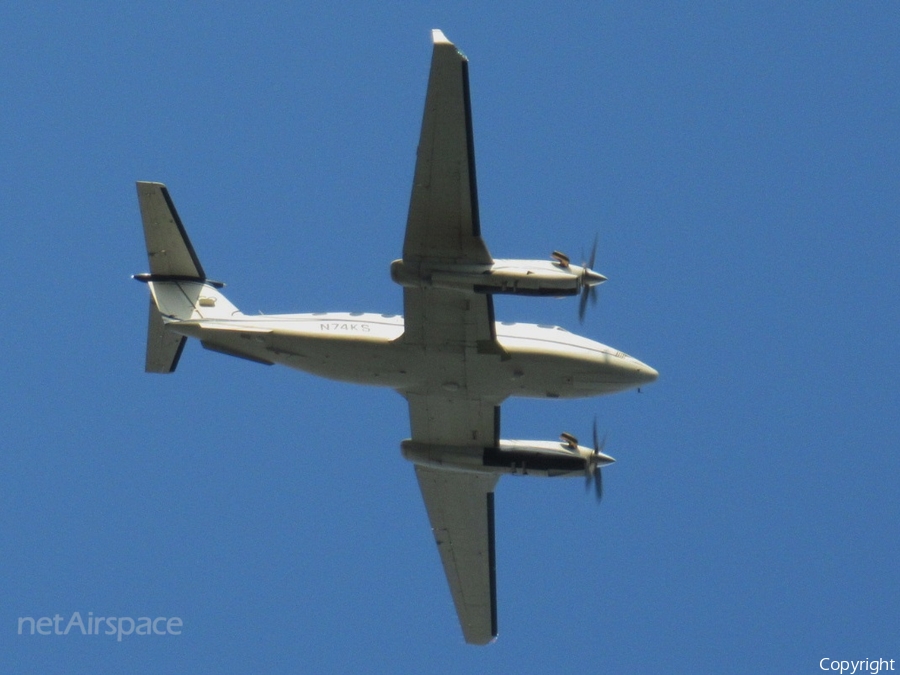 Boutique Air Beech King Air 350 (N74KS) | Photo 351970