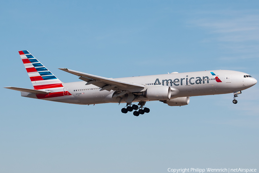American Airlines Boeing 777-223(ER) (N750AN) | Photo 239938