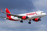 Avianca Airbus A320-214 (N750AV) at  Miami - International, United States