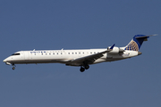 United Express (SkyWest Airlines) Bombardier CRJ-701ER (N750SK) at  Los Angeles - International, United States