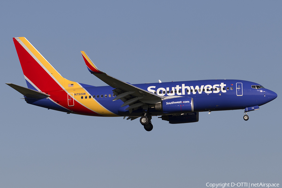 Southwest Airlines Boeing 737-7H4 (N751SW) | Photo 535764