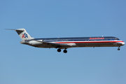 American Airlines McDonnell Douglas MD-82 (N7527A) at  Dallas/Ft. Worth - International, United States