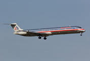 American Airlines McDonnell Douglas MD-82 (N7527A) at  Dallas/Ft. Worth - International, United States