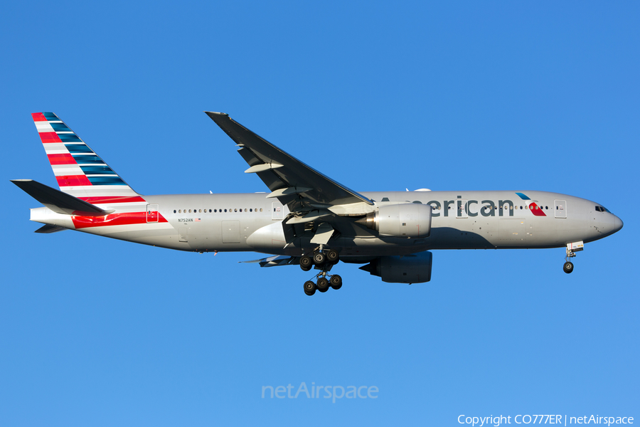 American Airlines Boeing 777-223(ER) (N752AN) | Photo 139869