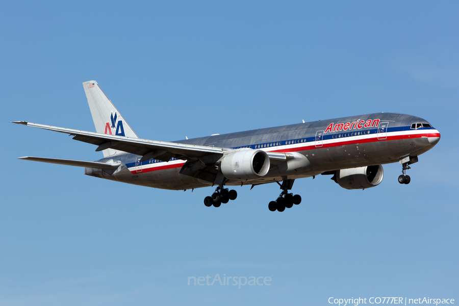 American Airlines Boeing 777-223(ER) (N752AN) | Photo 21723