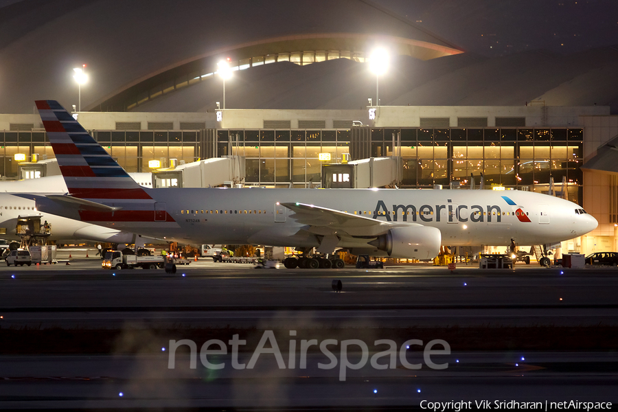 American Airlines Boeing 777-223(ER) (N752AN) | Photo 32696