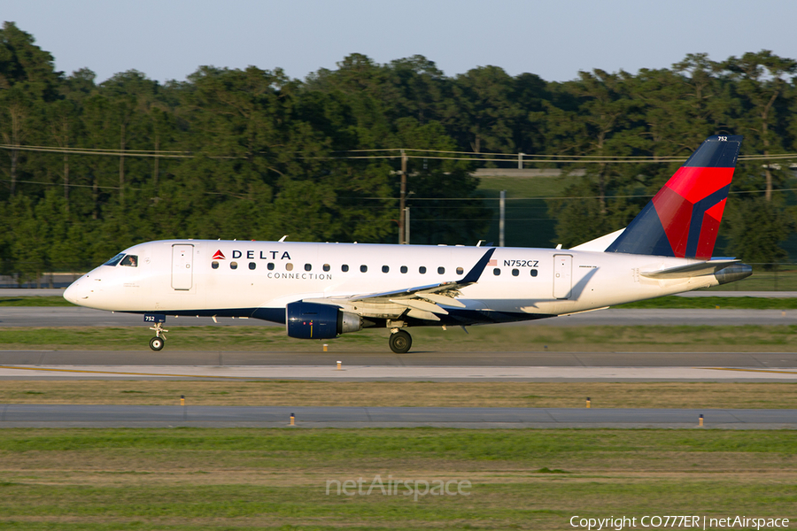 Delta Connection (Compass Airlines) Embraer ERJ-170LR (ERJ-170-100LR) (N752CZ) | Photo 46576