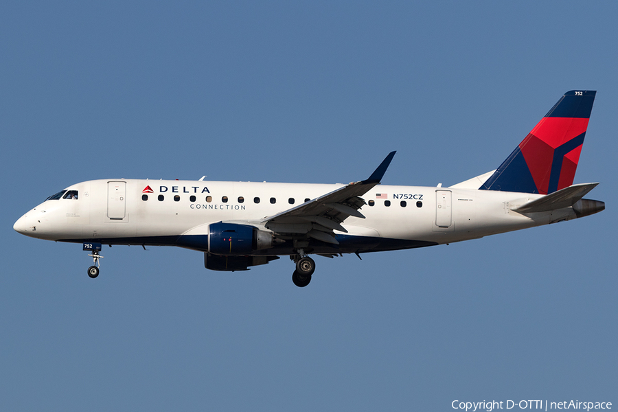Delta Connection (Compass Airlines) Embraer ERJ-170LR (ERJ-170-100LR) (N752CZ) | Photo 144154