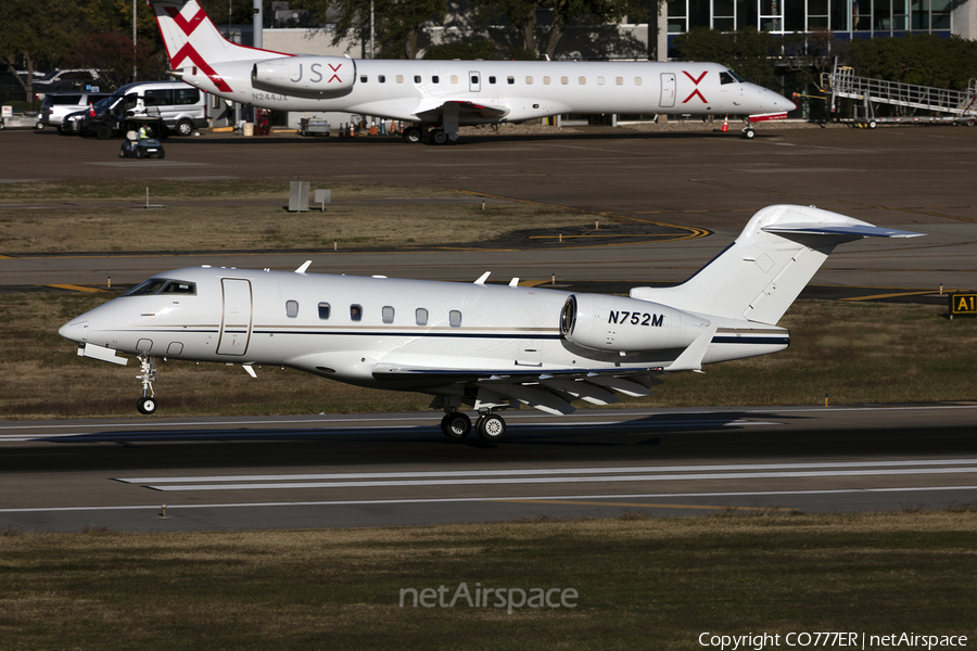 (Private) Bombardier BD-100-1A10 Challenger 300 (N752M) | Photo 506238