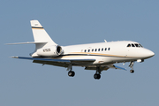 (Private) Dassault Falcon 2000 (N752S) at  Teterboro, United States