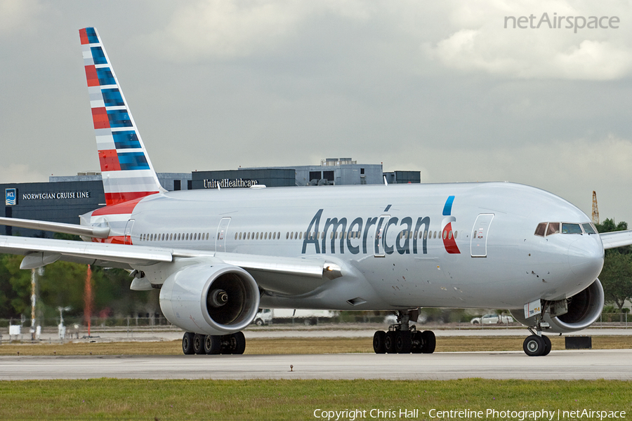 American Airlines Boeing 777-223(ER) (N753AN) | Photo 36212