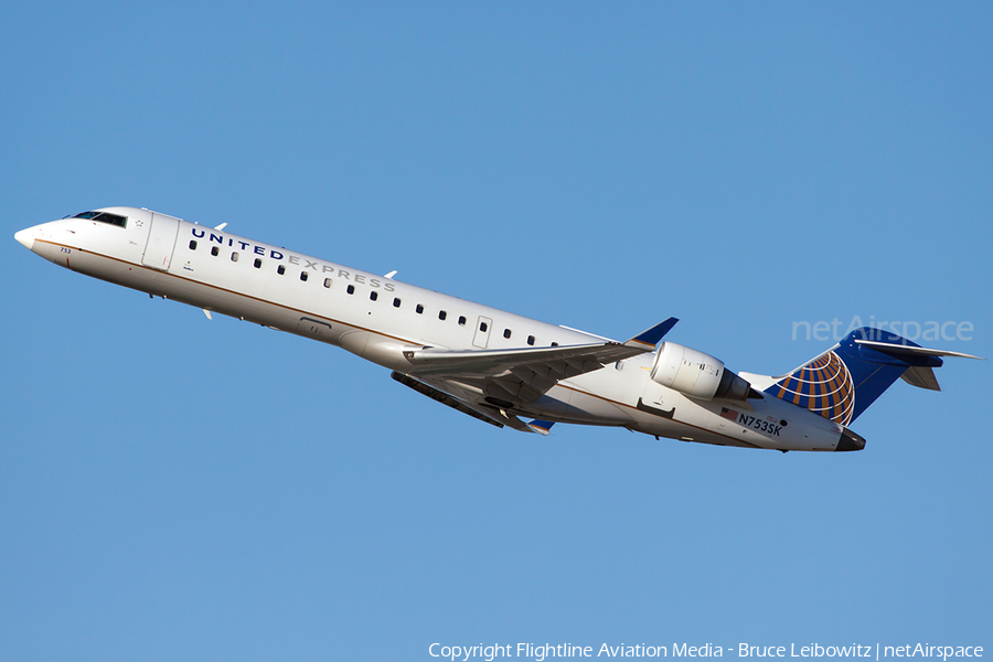 United Express (SkyWest Airlines) Bombardier CRJ-701ER (N753SK) | Photo 104476