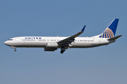 United Airlines Boeing 737-924(ER) (N75425) at  Seattle/Tacoma - International, United States