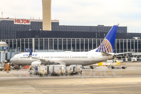 United Airlines Boeing 737-924(ER) (N75429) at  Chicago - O'Hare International, United States