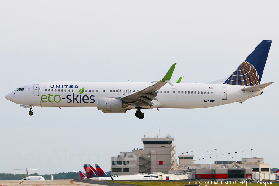 United Airlines Boeing 737-924(ER) (N75432) | Photo 164586