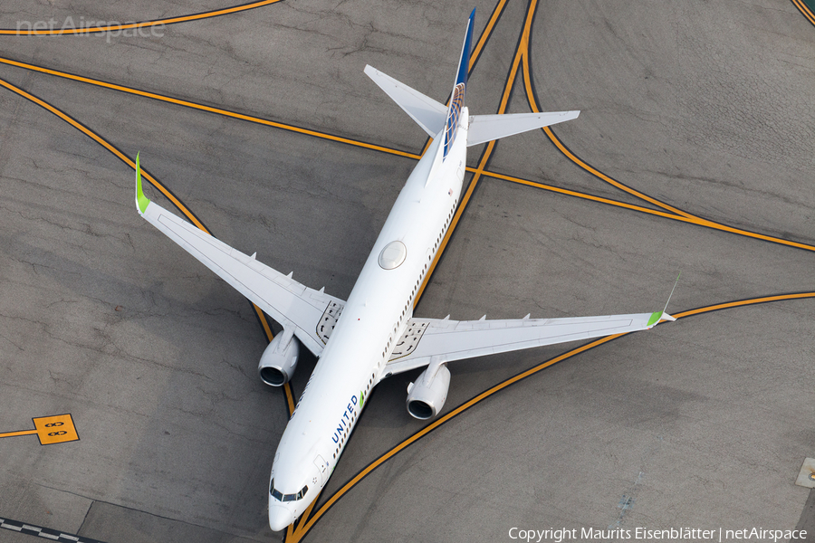 United Airlines Boeing 737-924(ER) (N75432) | Photo 152646