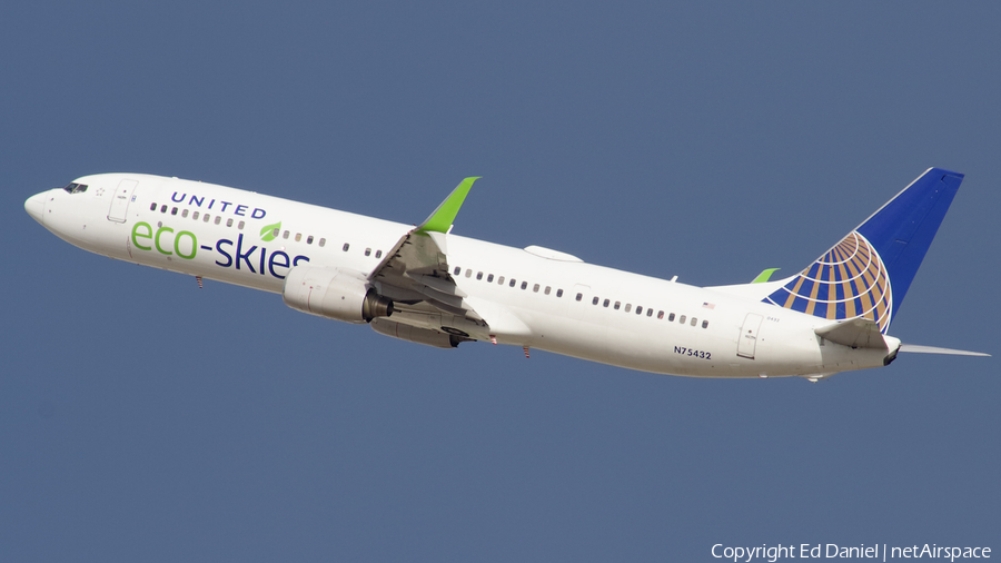 United Airlines Boeing 737-924(ER) (N75432) | Photo 360007