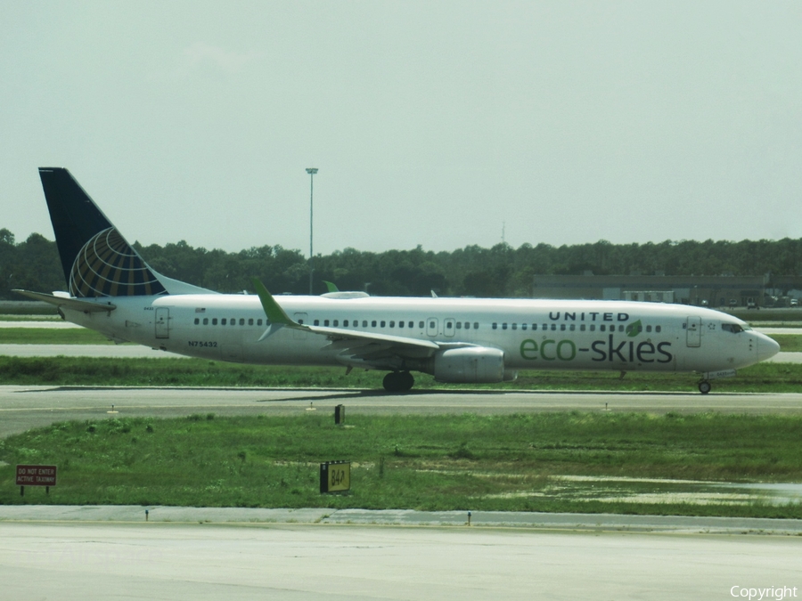 United Airlines Boeing 737-924(ER) (N75432) | Photo 518899